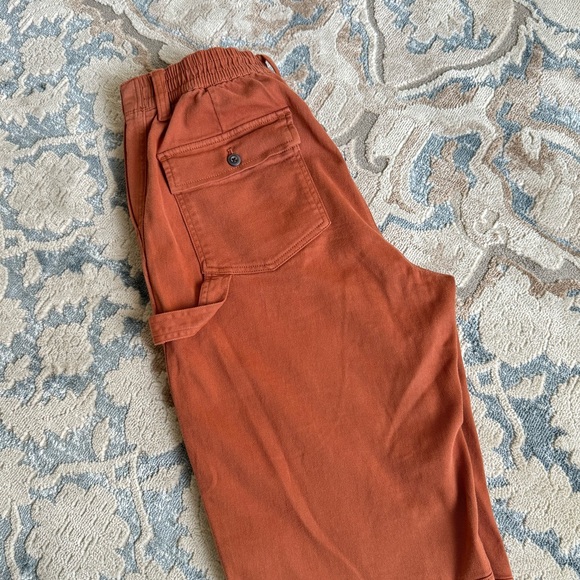 Super cool and comfortable High Rise Straight Crop Chinos by Gap size 10 - Picture 10 of 13